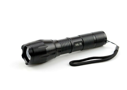 2x LED Taschenlampe Polizei Lampe wiederaufladbar Zoom PowerAkku Ladegerät Swat